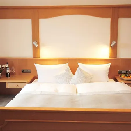 Πανσιόν Gaestehaus Gaymann 3*